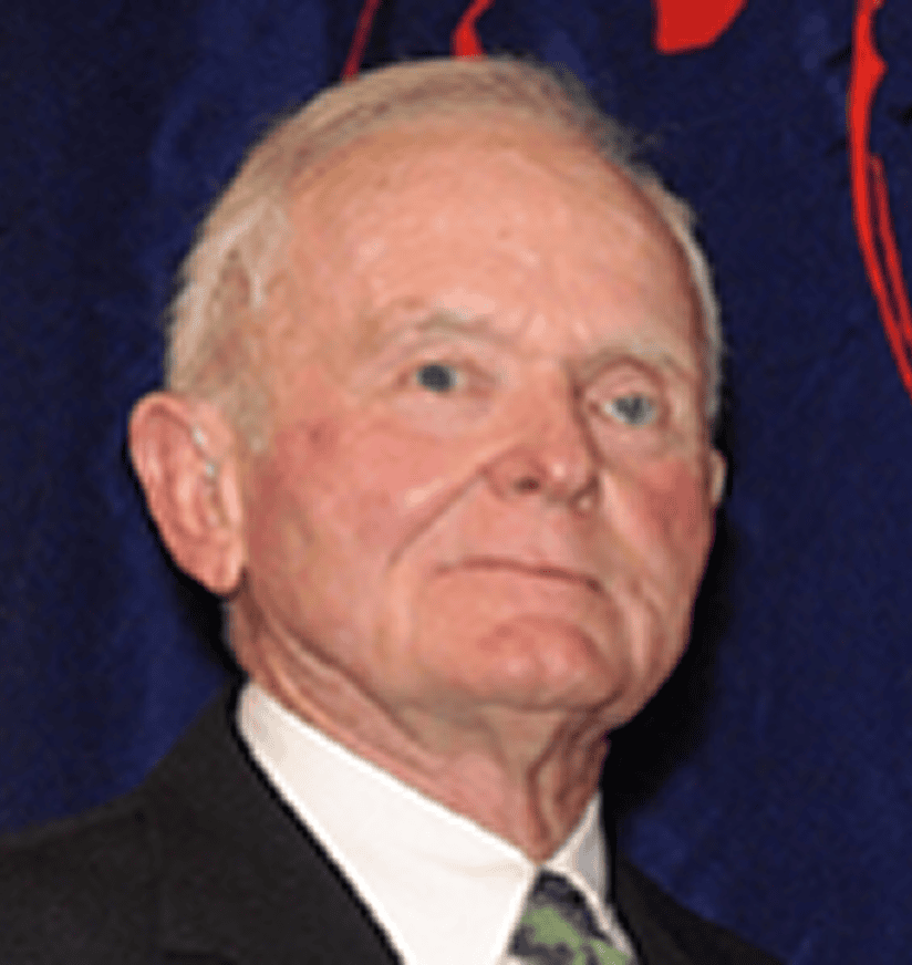 Elderly man in suit and tie